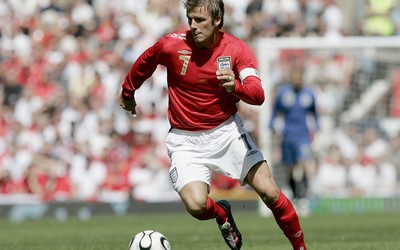 熊猫体育热评-丹麦队遭遇争议判罚VAR改命运