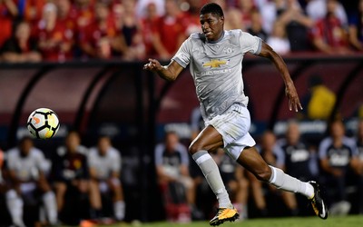 熊猫体育动态-乌克兰队踢的是团队足球