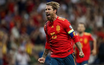 熊猫体育热评-努涅斯这射门选择太聪明了