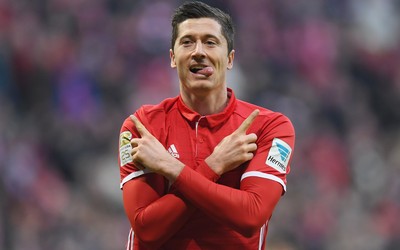 熊猫体育热议-所罗门前场压迫奏效